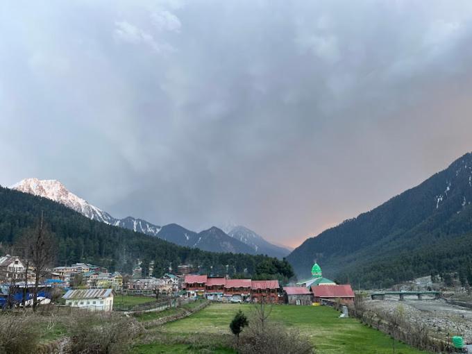 The Quiet Resort Пахалгам Экстерьер фото